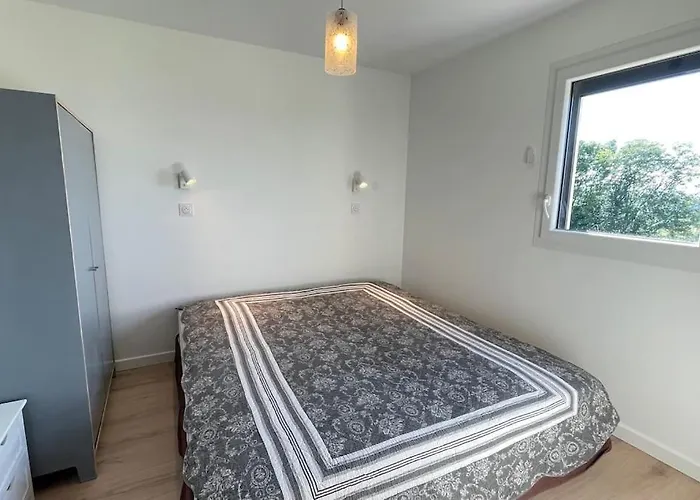 Semesterbostad Maisonnette Entre Bois Et Champs *