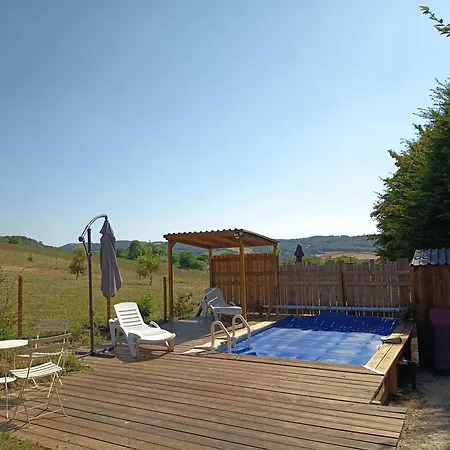 Maisonnette Entre Bois Et Champs Crest