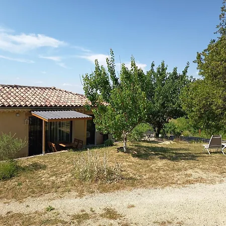 Semesterbostad Maisonnette Entre Bois Et Champs *